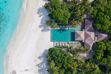 Ayada Maldives main pool