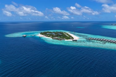 hurawalhi maldives island view