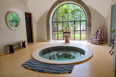 Giraffe Manor Kenya spa