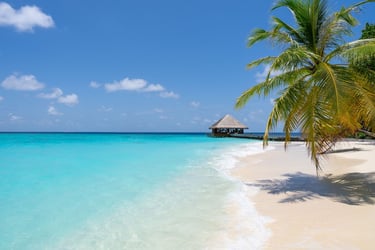Huvefen Fushi Maldives beach
