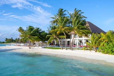 Ozen Life Maadhoo Maldives beach