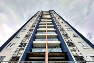 Apartamento de lujo en Pereira con terraza y vista panorámica de la ciudad