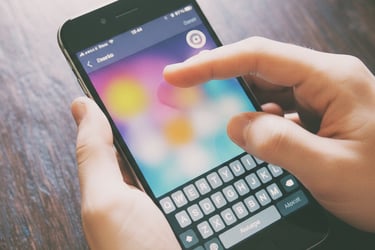 Texting sharp knife to make an appointment