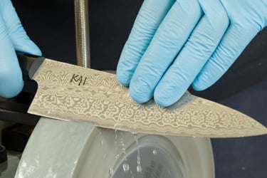 messen aan het slijpen bij sharpknife