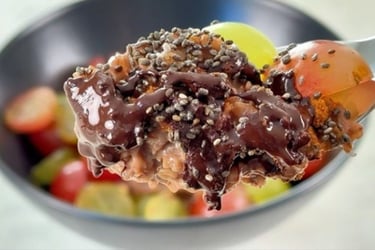 How to make chocolate porridge breakfast