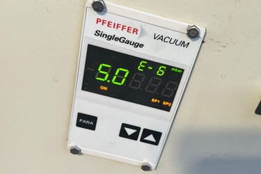 VACUUM RECOVERY VACUUM PUMP HELIUM LEAK TEST