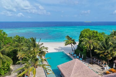 Ayada Maldives main pool