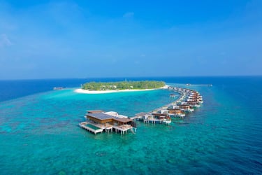 park-hyatt-maldives-overwater-villas
