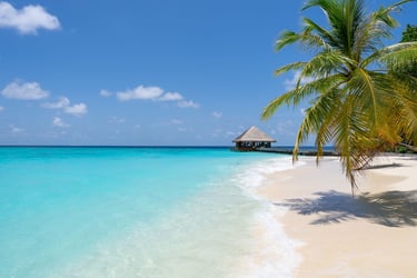 Huvefen Fushi Maldives beach