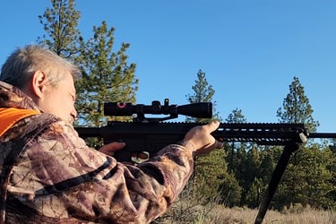 Image link of Hunter hunting with a Left handed Stag 10