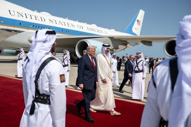 Trump Welcomed in Qatar with Air Force One  
