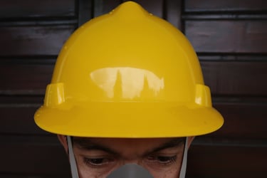 APD Helm Tampak Depan