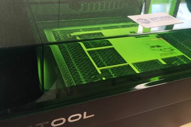 Laser XTOOL en action (gravure laser Honda CIvic EK9)