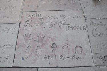 hand prints in the chinese theatre, hollywood walk of fame
