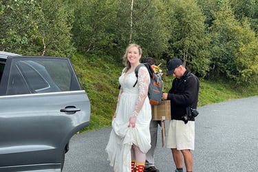 just just married and going for a Walk up to a viewpoint on Blaskavlen to see the Aurlandsfjorden