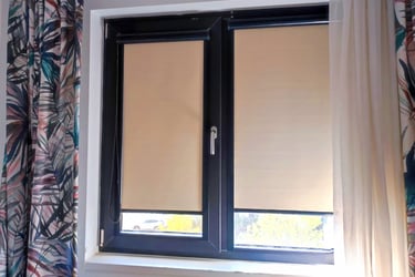 Rolete textile casetate din aluminiu SEV HOME asigura masuratoare si montaj in Bucuresti si Ilfov