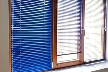 Jaluzele orizontale din aluminiu SEV HOME asigura masuratoare si montaj in Bucuresti si Ilfov