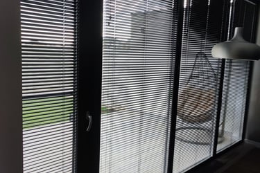 Jaluzele orizontale din aluminiu SEV HOME asigura masuratoare si montaj in Bucuresti si Ilfov