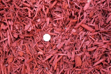 Red dyed mulch 