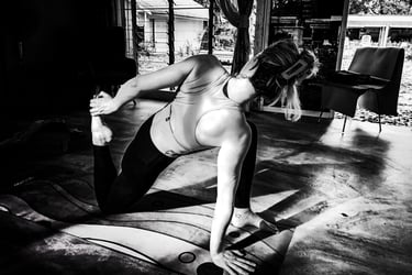 Bound Lizard Pose @ santoshayog.com