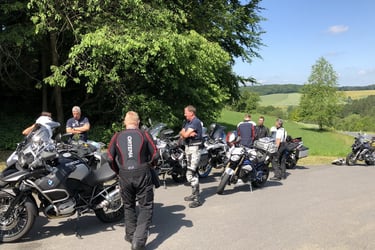 geführte Motorradtouren Olpe Sauerland  Biggesee Tourguide BMW GS BrueckxTours motorradtourenexperte