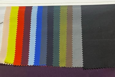 Ткань Тафта Турция – 100% полиэстер, лёгкая блестящая ткань, пошив вечерних и свадебных платьев