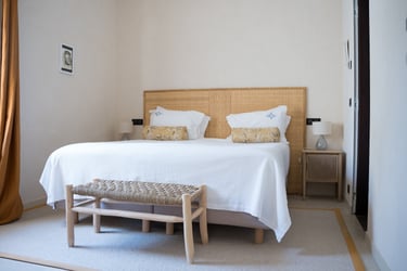 Photo immobilière intérieure d’une maison dans le Var, prise de vue professionnelle