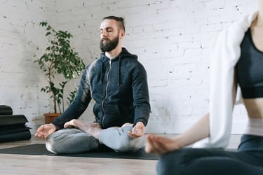 Reduza o stress com a Meditação e o Yoga