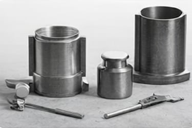 Accesorios y repuestos para ensayos de suelos y hormigón.