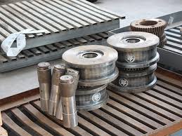 crane wheels ready for wheel change