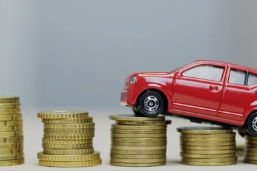 Dealer Financing vs. Bank Financing