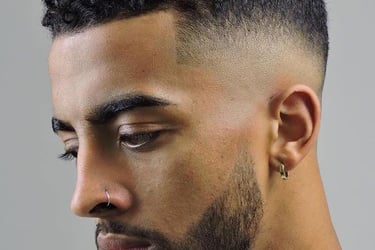 Low Fade Curly Corte 2