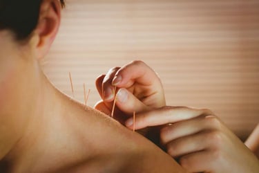 Chiropractic care for back pain and neck pain relief at Kind Cure Physio and Wellness Clinic Scarbor