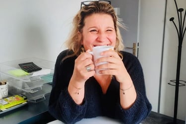 Céline FOLLY, thérapeute expérimentée Lille et à distance