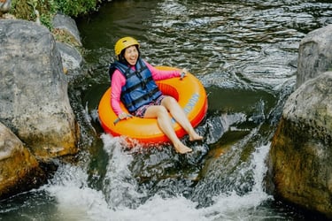ubud-tubing-experience-with-safety-gear