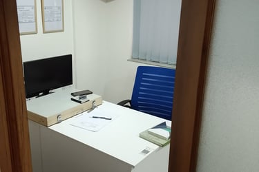 Eye doctor in Margao - Dr Chetan Sinai Assoldekar Eye Care Clinic Margao 