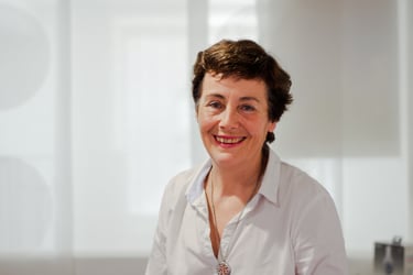 Pascale Besnier Coach hypnothérapeute, maître praticien PNL