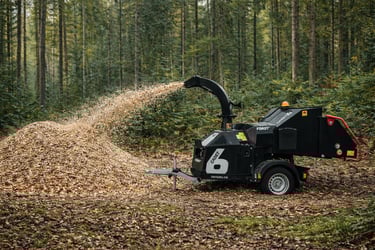 Šakų smulkintuvo nuoma. Pramininio šakų smulkintuvo nuoma. Kauno raj. Kaunas