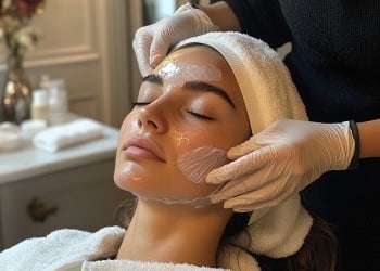 a woman in Bolton getting a facial lift from a facial lift