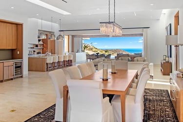 Interactive 360 virtual tour of a luxury home in Los Cabos