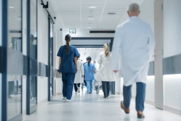 Cédric maynadié, hypnose et préparation à la chirurgie. gerer les phobies de l'hopital