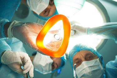 Cédric maynadié, hypnose dans le gard. préparation à la chirurgie. gerer les phobies de l'anesthésie