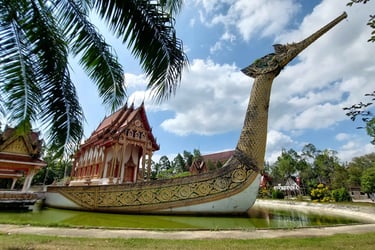 phang nga Bang Riang Phra Ubosot Ruea Supan Hong temple boat