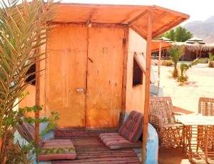 Bungalow Bedouin Star, max 2 personen, gedeelde badkamer en airco, Ras Shitan