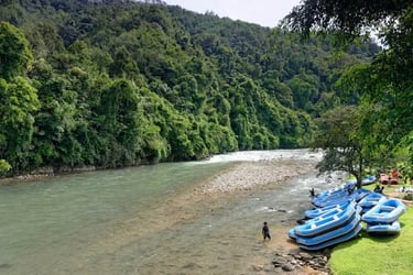 Kiulu white-water river