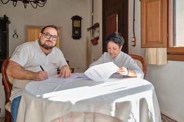 Aurora Torres y Eduardo García firman la colaboración Euro-Toques Comunidad Valenciana 