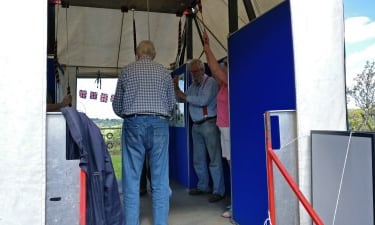 Ringing mobile belfry