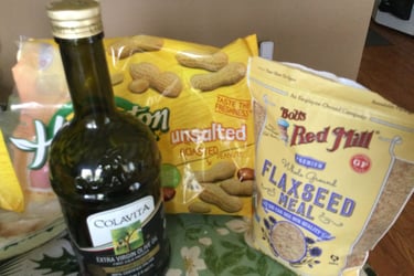 Foods of rich USFA ( olive oil, peanut, and flaxseed).