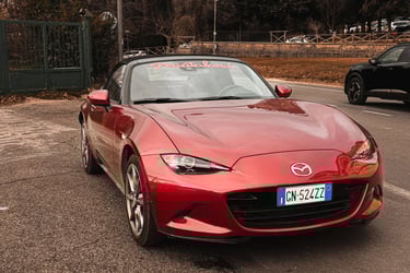 a red mazda mx5 miata