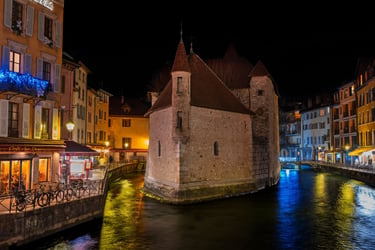 consultant seo local , vieille ville d'Annecy
